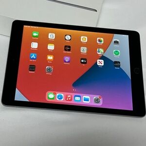 Apple iPad 10.2" iPad 6th Gen 32GB WiFi